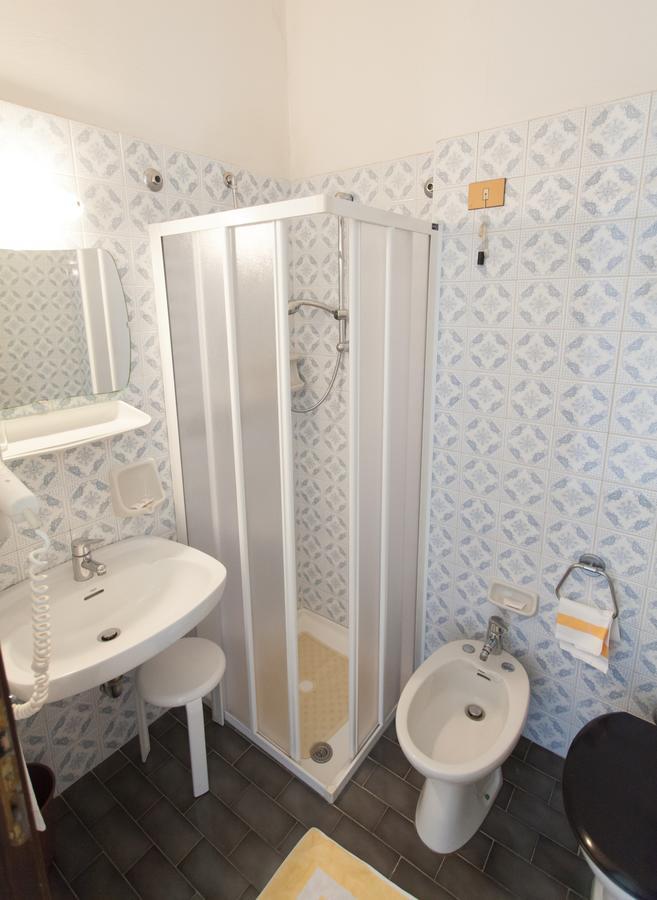 Hotel Quisisana Tabiano Terme Bilik gambar